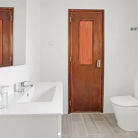 Apartman Sunny Apt In With Tejo View